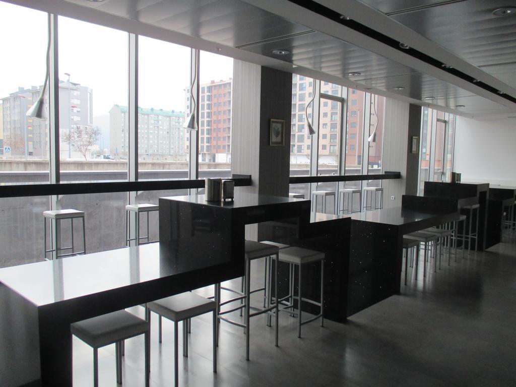 Hotel Ciudad De Ponferrada, Ascend Hotel Collection Εξωτερικό φωτογραφία